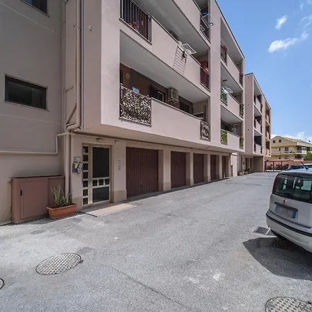 Apartamento Casa Mata E Grifone - Bivani Con Posto Auto Mesina