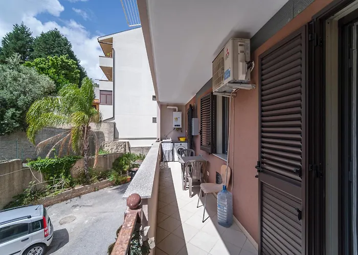 Casa Mata E Grifone - Bivani Con Posto Auto Messine