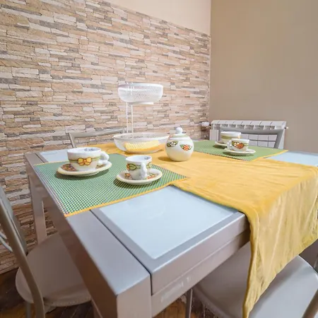 Casa Mata E Grifone - Bivani Con Posto Auto Appartement Messina