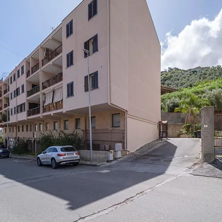 Apartament Mata E Grifone - Bivani Con Posto Auto